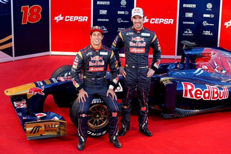 529360_556231137735183_1726376352_n