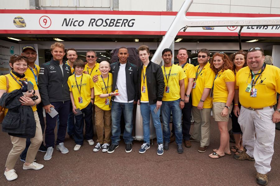 965024_472768726137794_2002554839_o