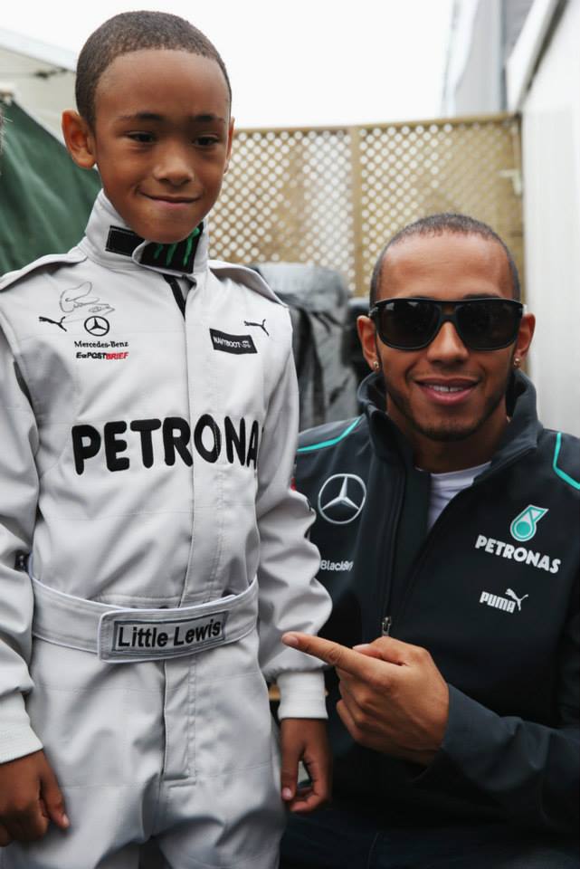 249170_517366874997028_1630777467_n