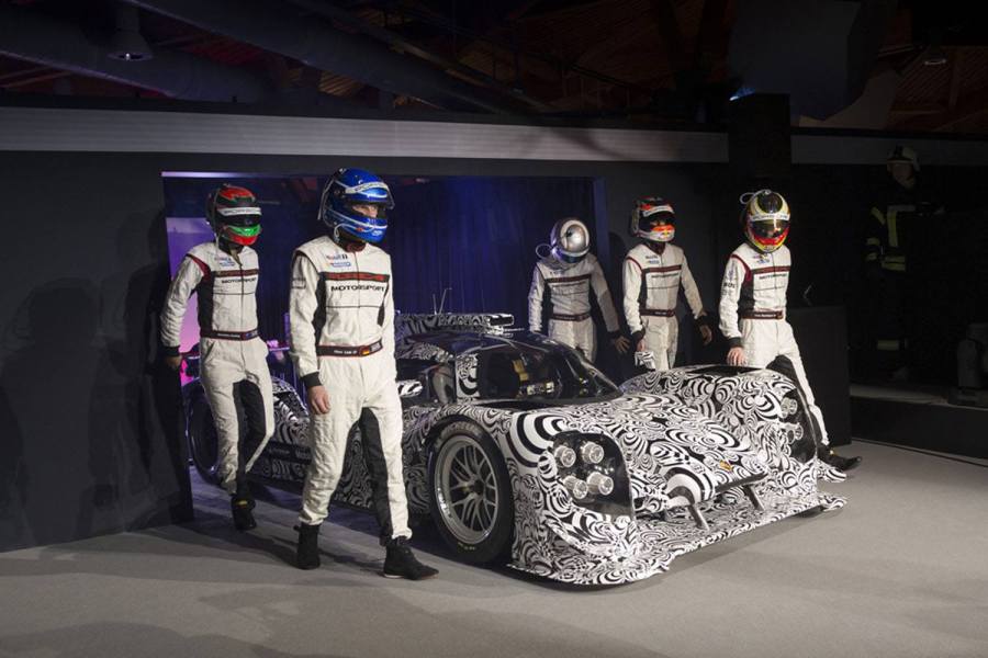 882668_10151875987568721_1135409646_o