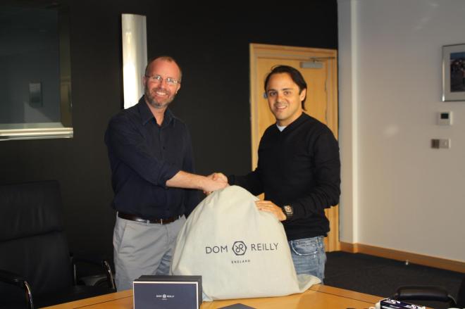 1075319_651657598231564_857231570_o