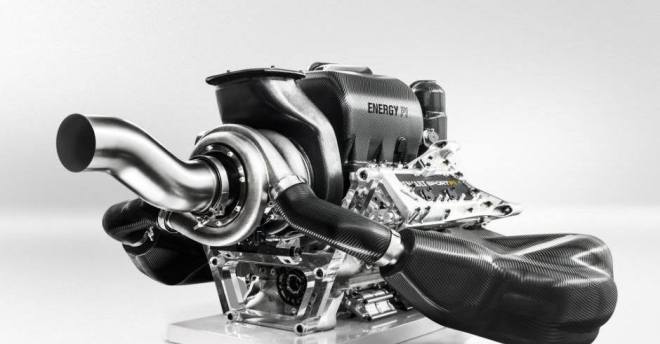 942498_623827267684321_92258191_n