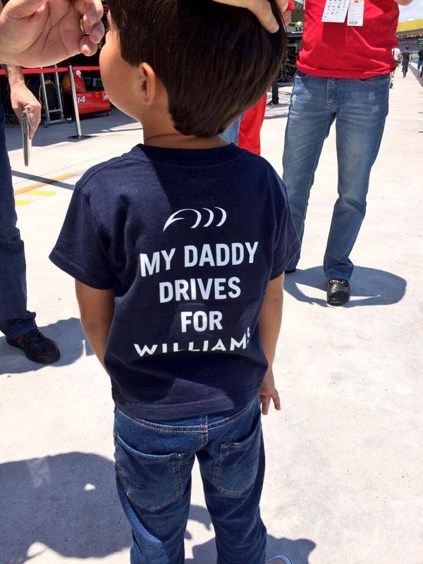 10449456_767224160011297_6330652228155048339_n