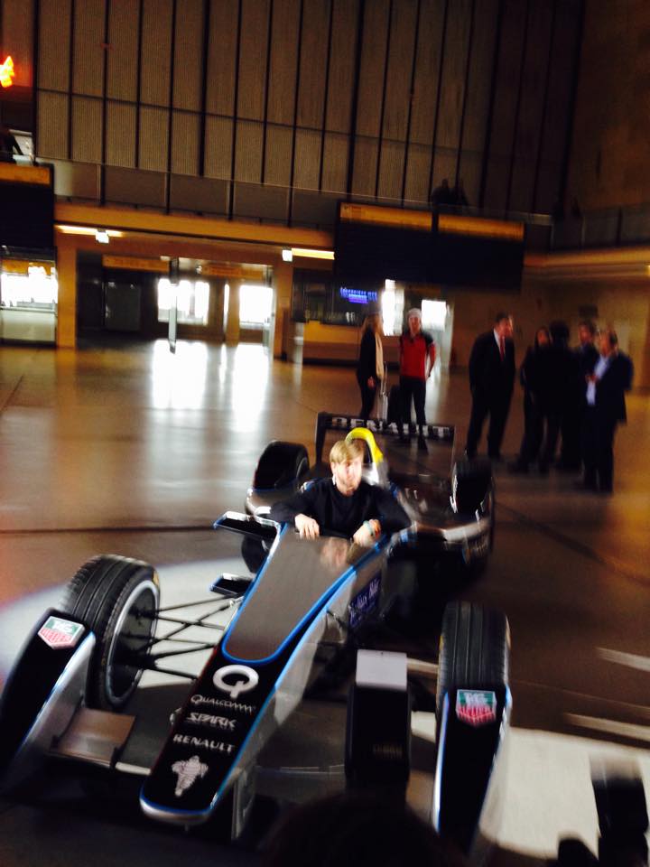 11001930_770543099681959_5758565153949850451_n